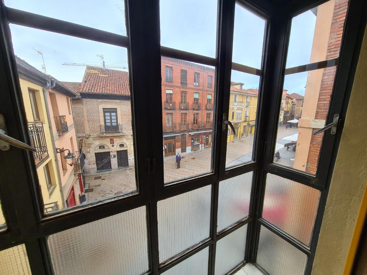 Www Sanmartinplaza Es En El Corazon Del Casco Historico Apartment Leon Exterior photo